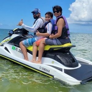 Meet your Posher, Javier